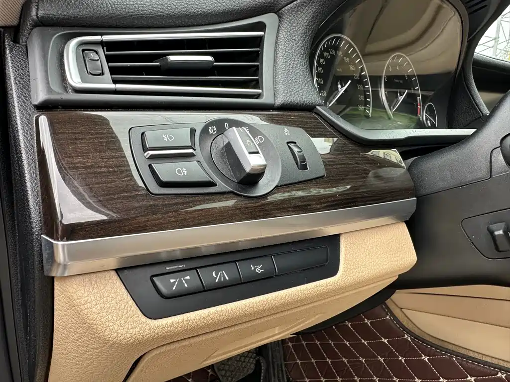 BMW BMW 7 Series 2010 750Li 2010 - thumbnail 20