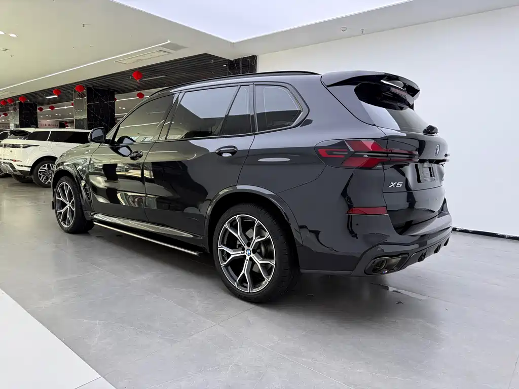 BMW BMW X5 2023 xDrive 30Li M Sport Package 2024 - thumbnail 4