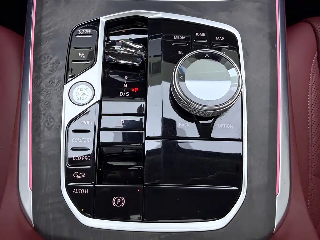 BMW BMW X5 2023 xDrive 30Li M Sport Package 2024 - thumbnail 11