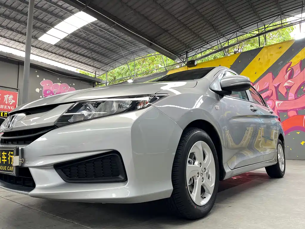 Honda Honda City 2017 1.5L CVT Elite Edition 2018 - thumbnail 10
