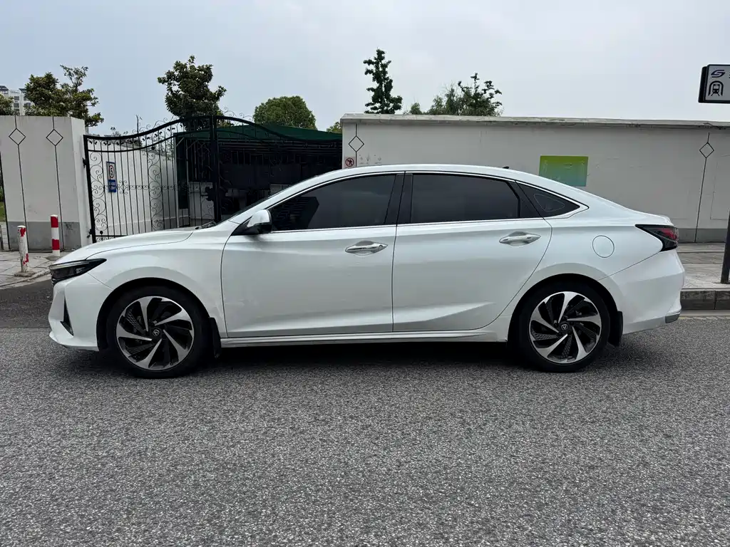 Changan Changan Raeton PLUS 2023 1.5T DCT Luxury 2023 - thumbnail 4