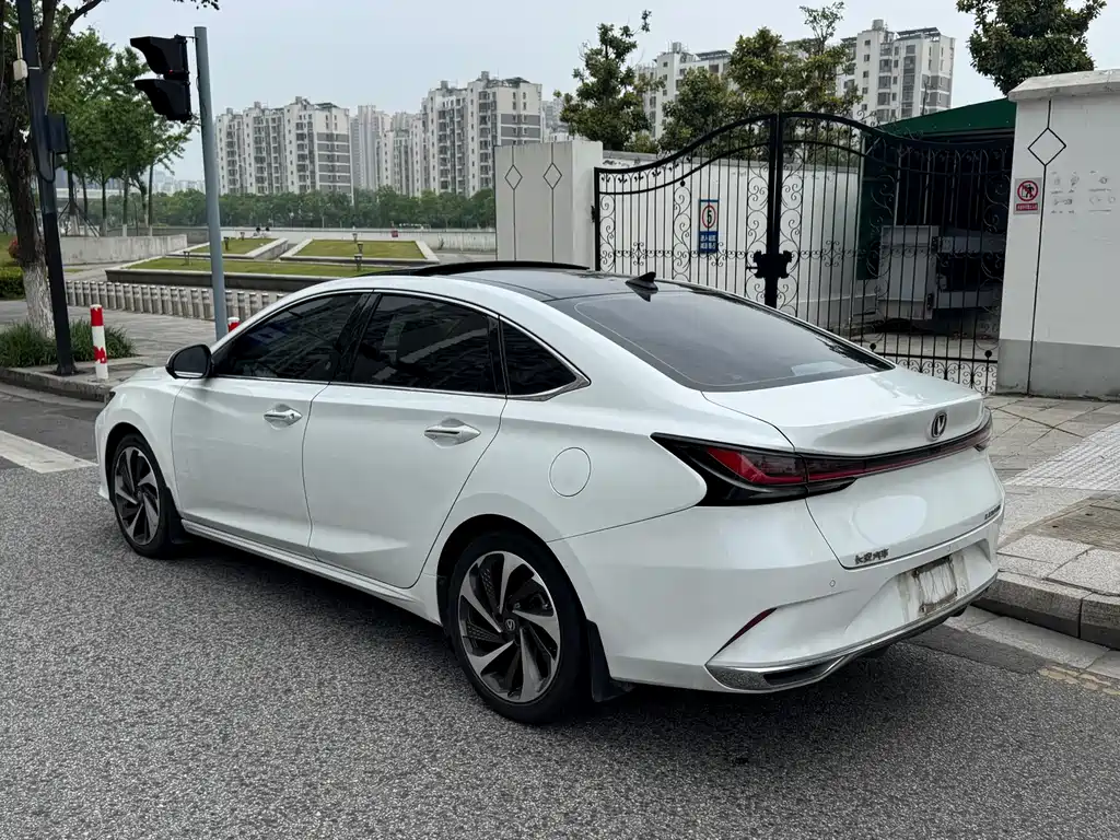 Changan Changan Raeton PLUS 2023 1.5T DCT Luxury 2023 - thumbnail 6