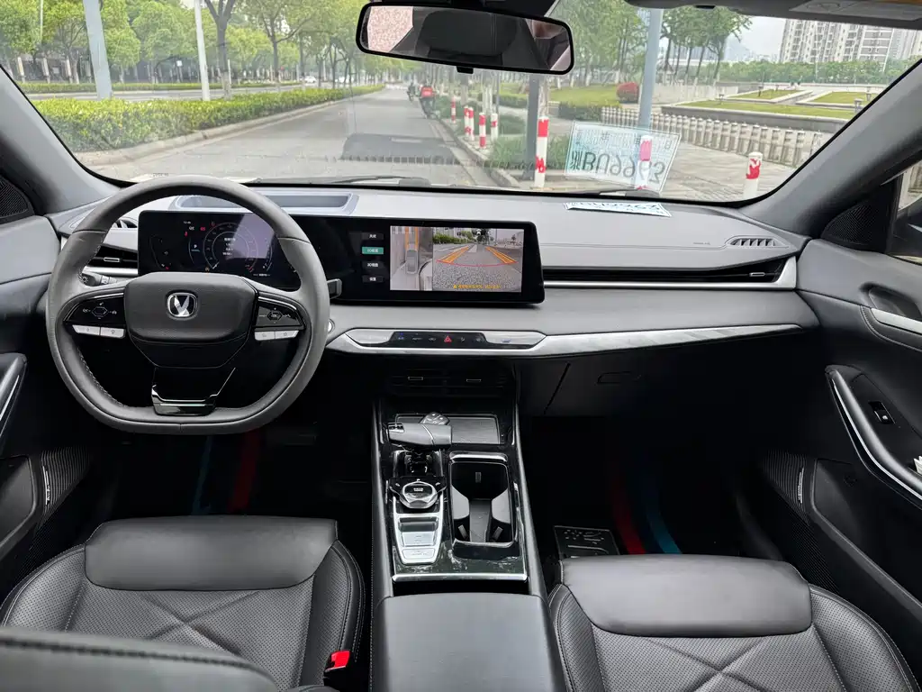 Changan Changan Raeton PLUS 2023 1.5T DCT Luxury 2023 - thumbnail 11