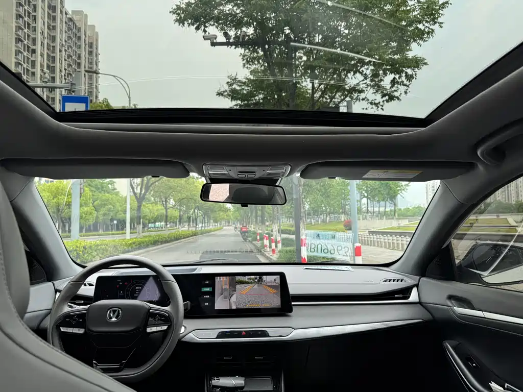 Changan Changan Raeton PLUS 2023 1.5T DCT Luxury 2023 - thumbnail 12