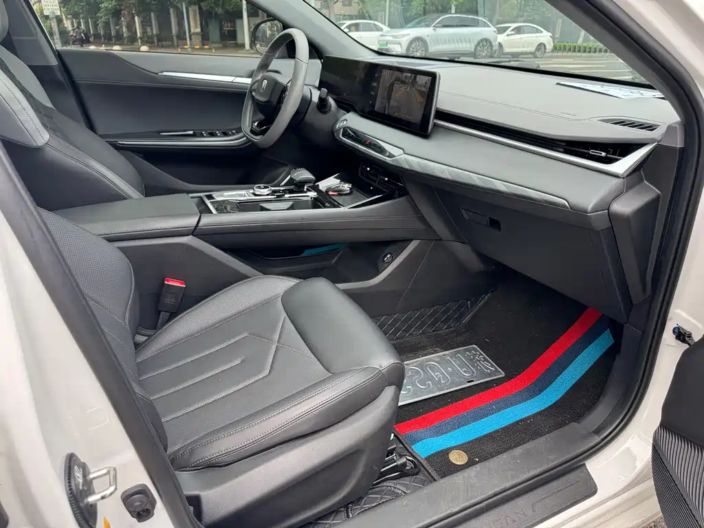 Changan Changan Raeton PLUS 2023 1.5T DCT Luxury 2023 - thumbnail 13