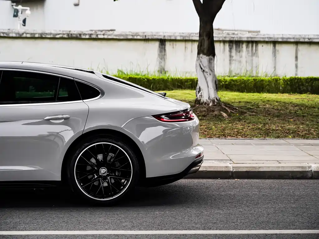 Porsche Porsche Panamera 2017 3.0T 2018 - thumbnail 18