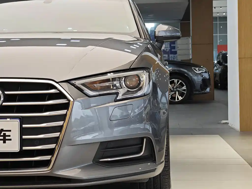 Audi Audi A3 2020 Limousine 35 TFSI Entry Model 2020 - thumbnail 2
