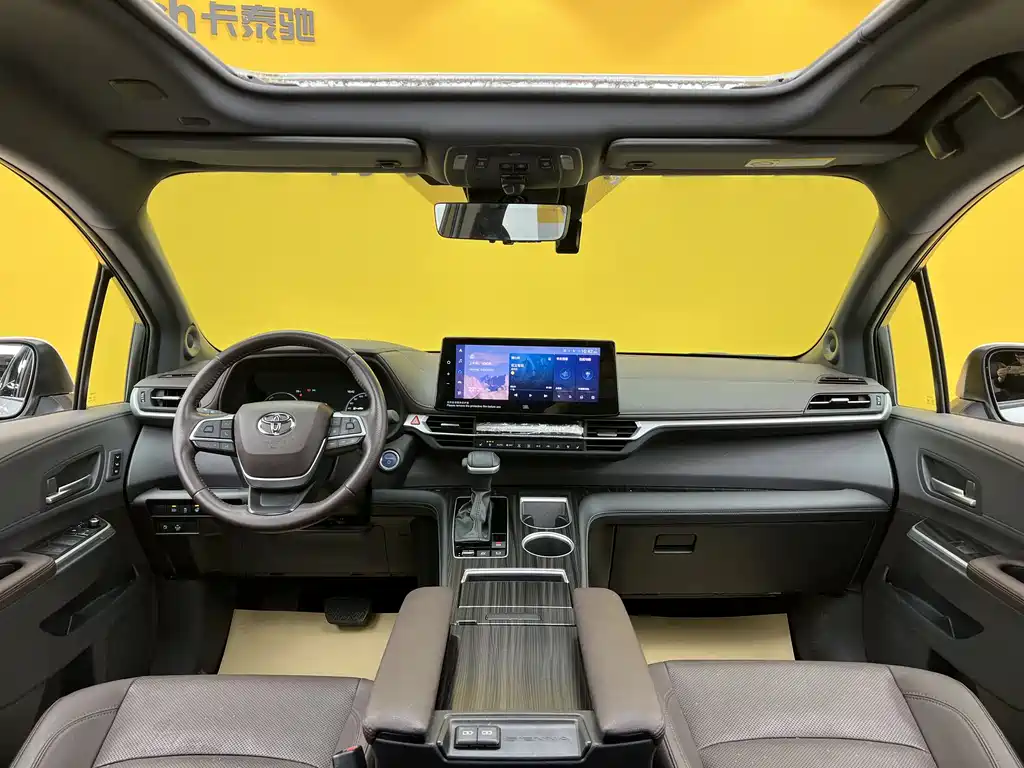 Toyota Sienna 2023 2.5L Hybrid Platinum Edition 2024 - thumbnail 12
