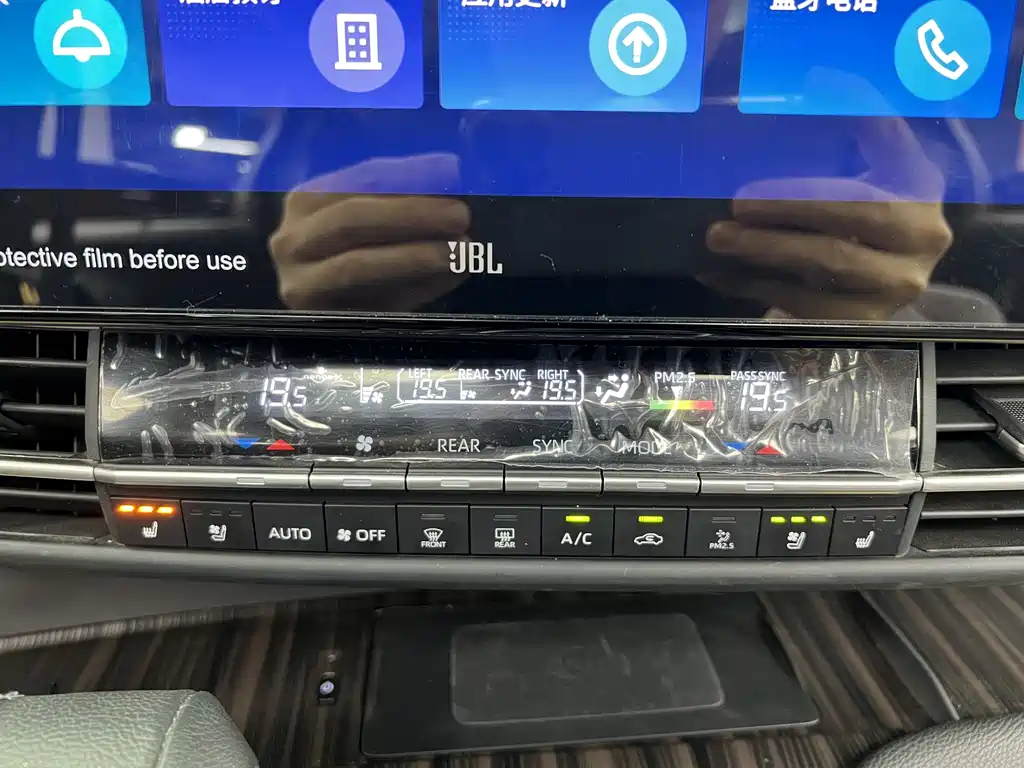Toyota Sienna 2023 2.5L Hybrid Platinum Edition 2024 - thumbnail 22