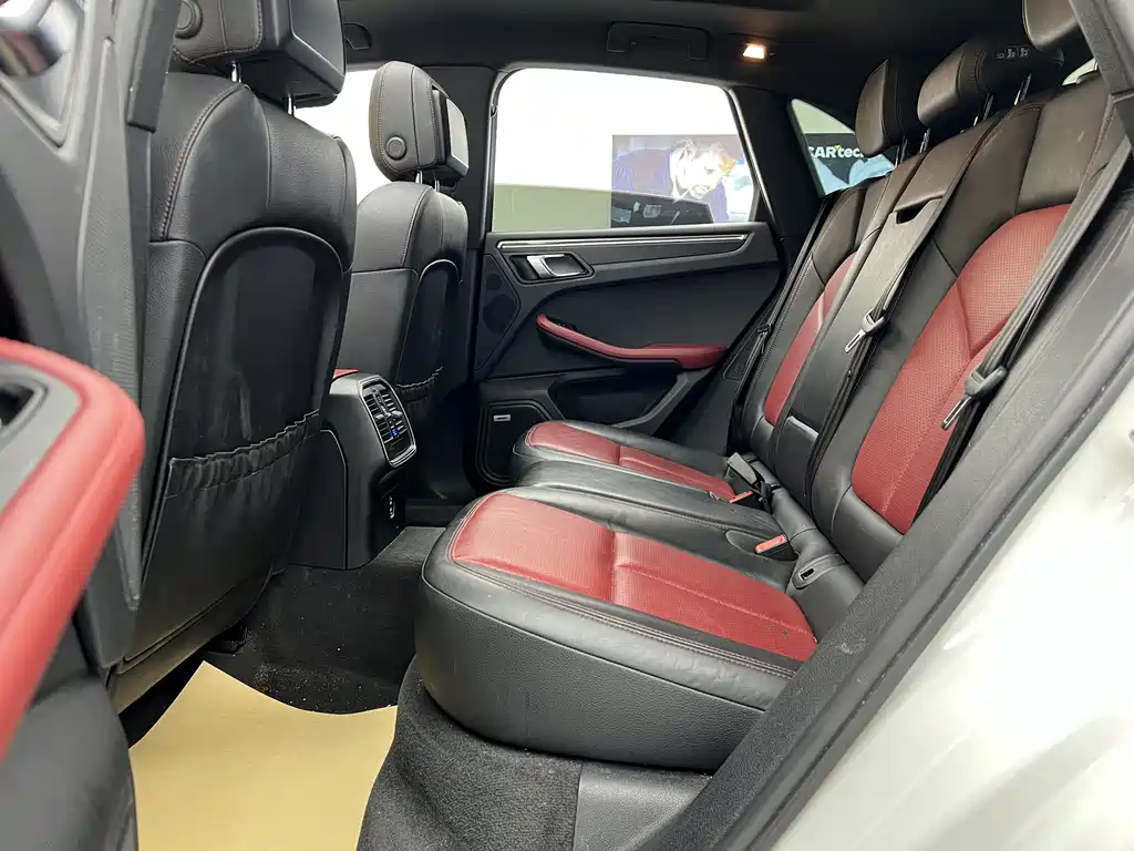 Porsche Macan 2021 Macan 2.0T 2021 - thumbnail 4