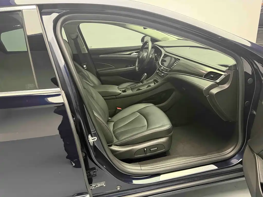 Buick Buick LaCrosse 2019 28T Luxury 2019 - thumbnail 8