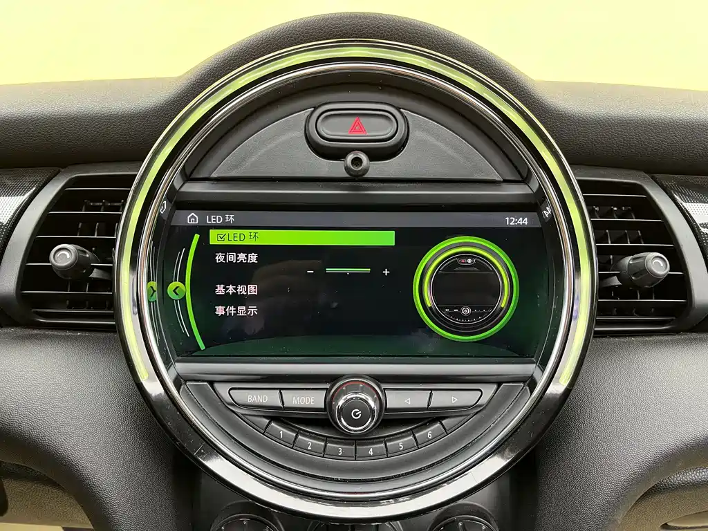 MINI 2019 MINI Cooper Artist 1.5T 2019 - thumbnail 17