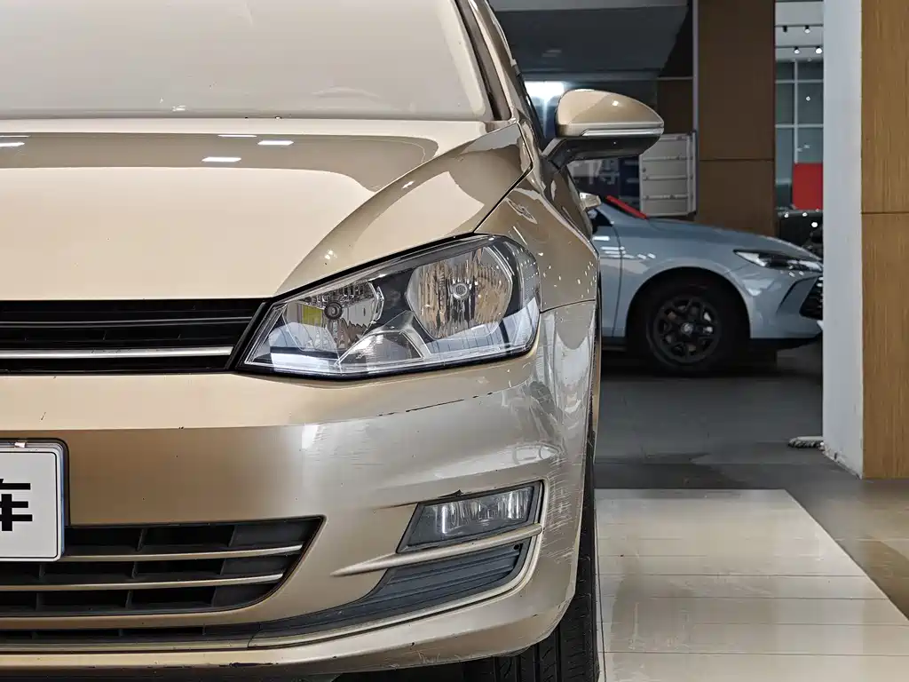 Volkswagen Golf 2015 1.6L Automatic Fashion 2016 - thumbnail 2