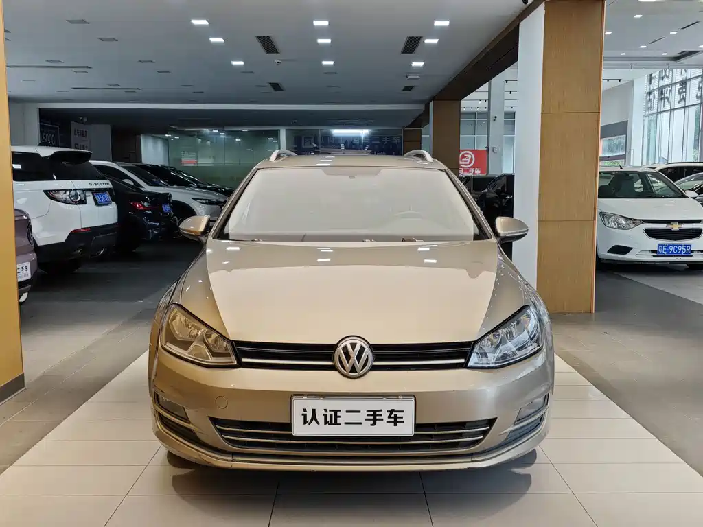 Volkswagen Golf 2015 1.6L Automatic Fashion 2016 - thumbnail 3