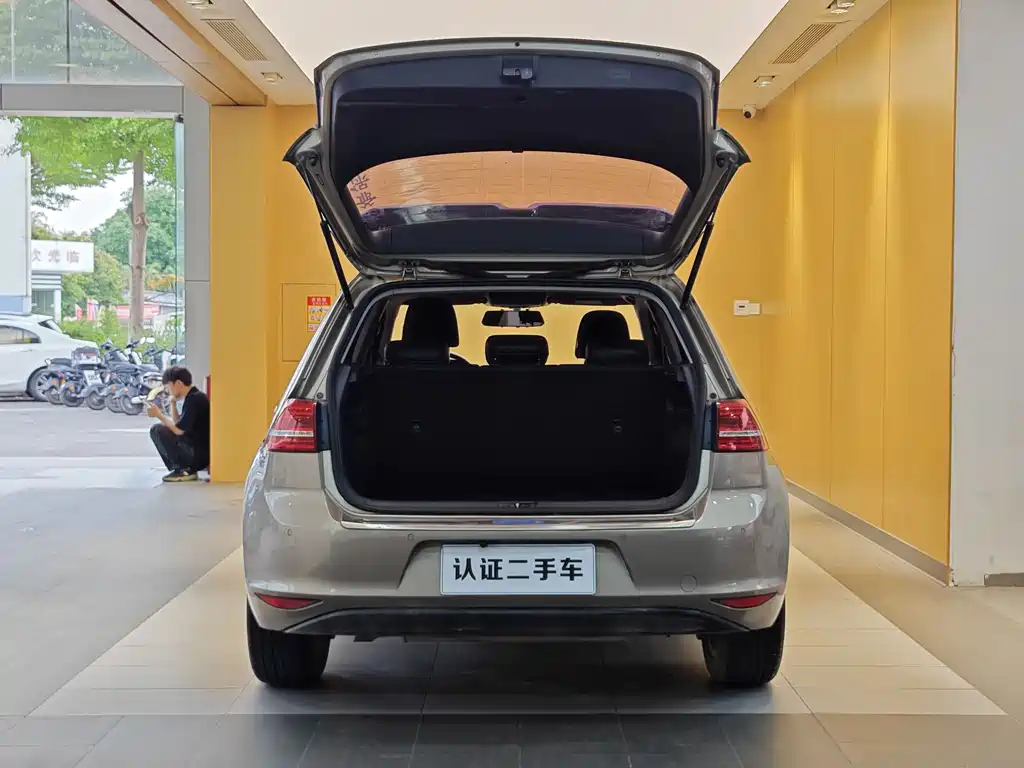 Volkswagen Golf 2015 1.6L Automatic Fashion 2016 - thumbnail 27