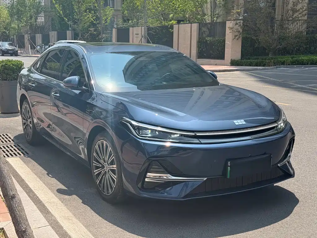 Geely Galaxy Galaxy A7 2025 EM-i 150km Starship Edition 2025 - thumbnail 3