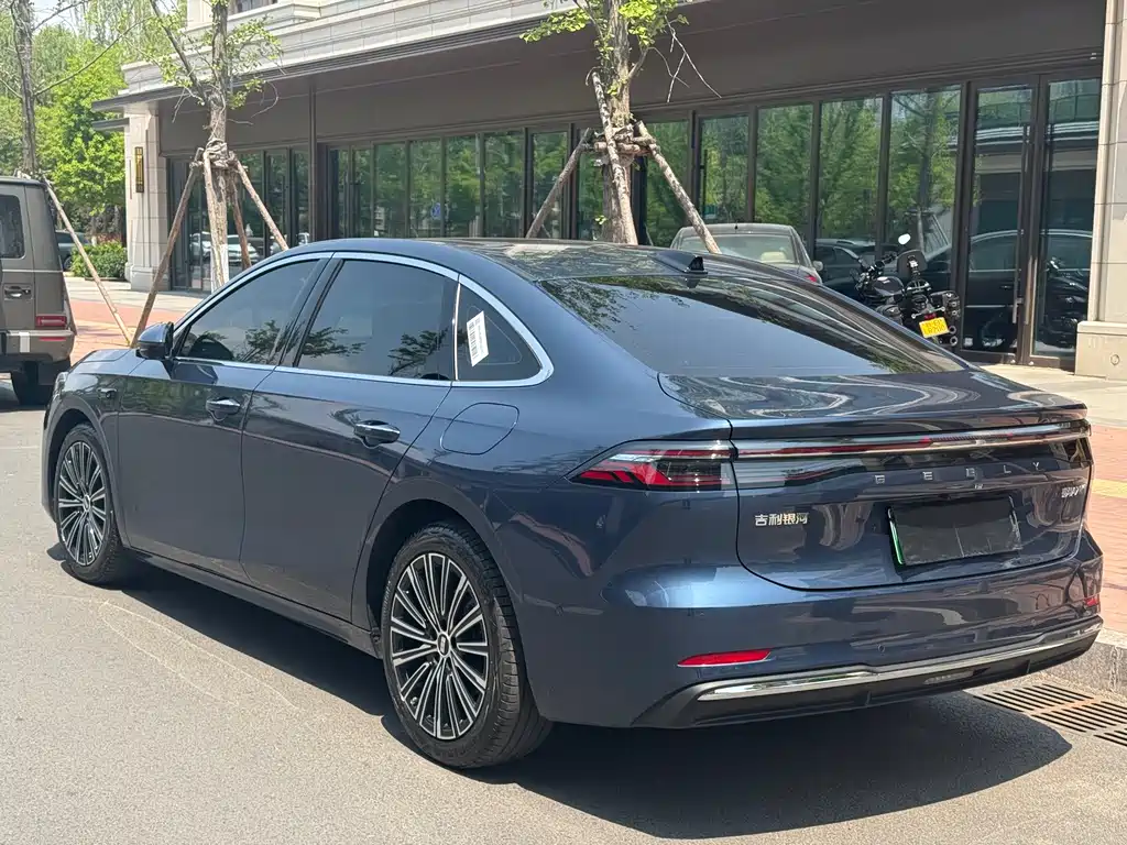 Geely Galaxy Galaxy A7 2025 EM-i 150km Starship Edition 2025 - thumbnail 6