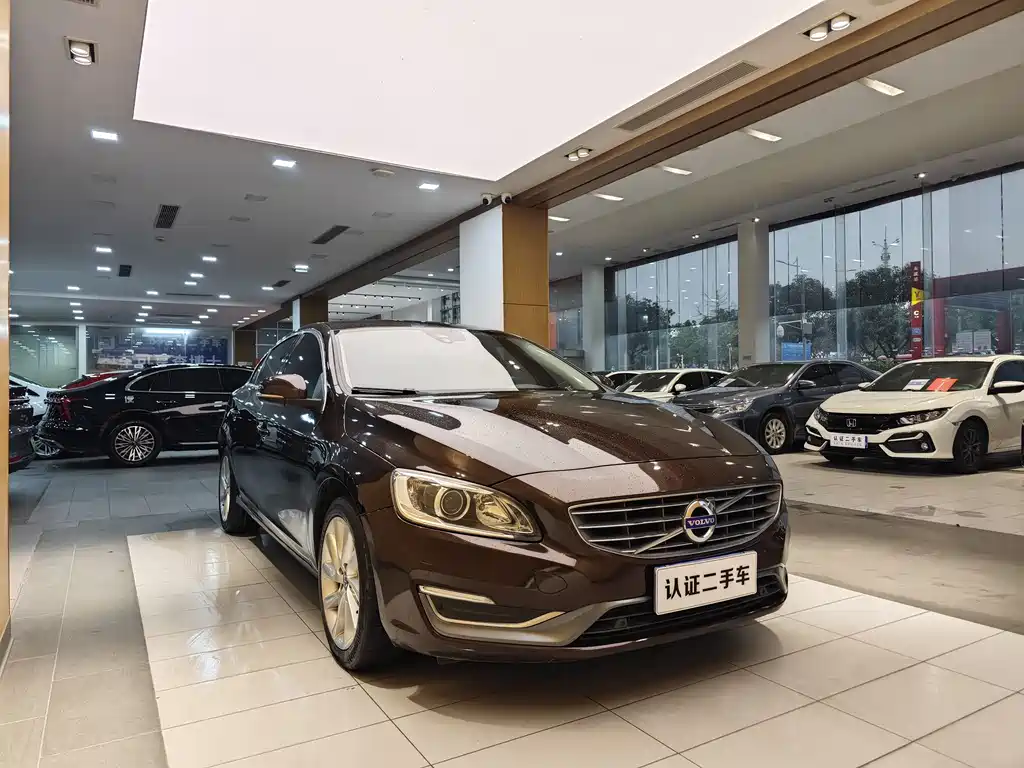 Volvo Volvo S60L 2018 model T4 Zhiyuan Edition 2018 - thumbnail 4