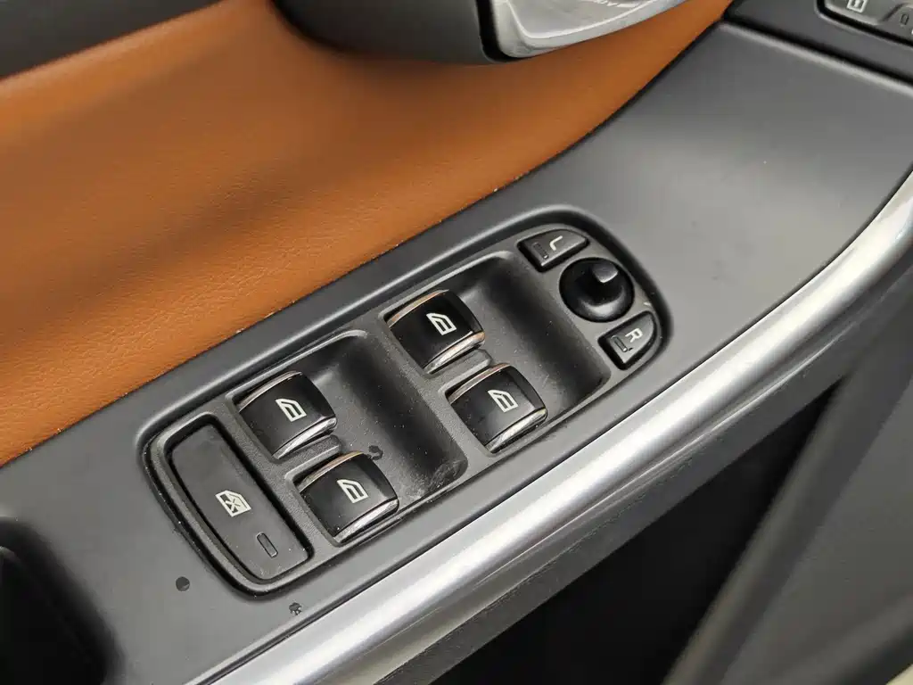 Volvo Volvo S60L 2018 model T4 Zhiyuan Edition 2018 - thumbnail 9
