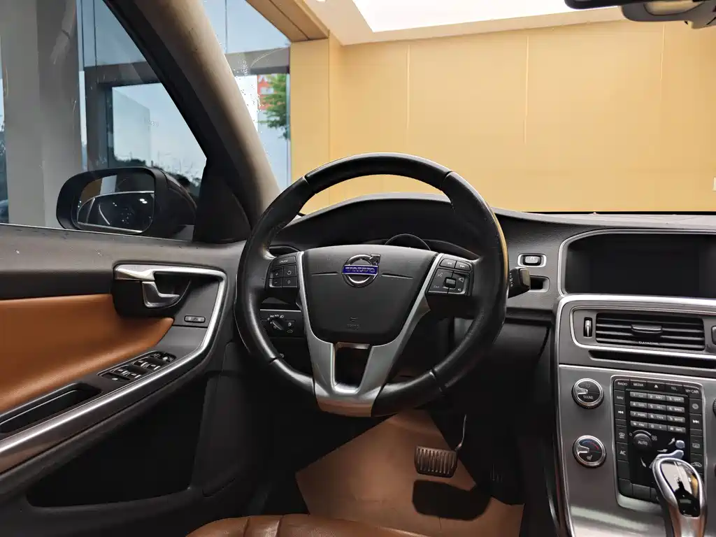 Volvo Volvo S60L 2018 model T4 Zhiyuan Edition 2018 - thumbnail 14