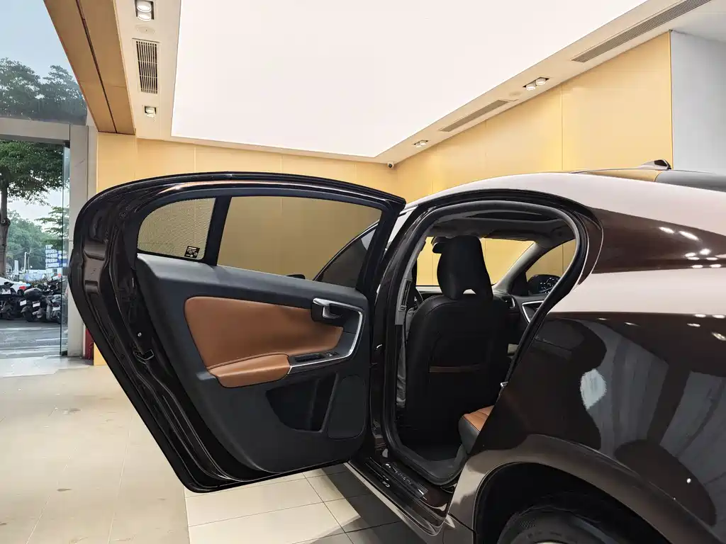 Volvo Volvo S60L 2018 model T4 Zhiyuan Edition 2018 - thumbnail 20