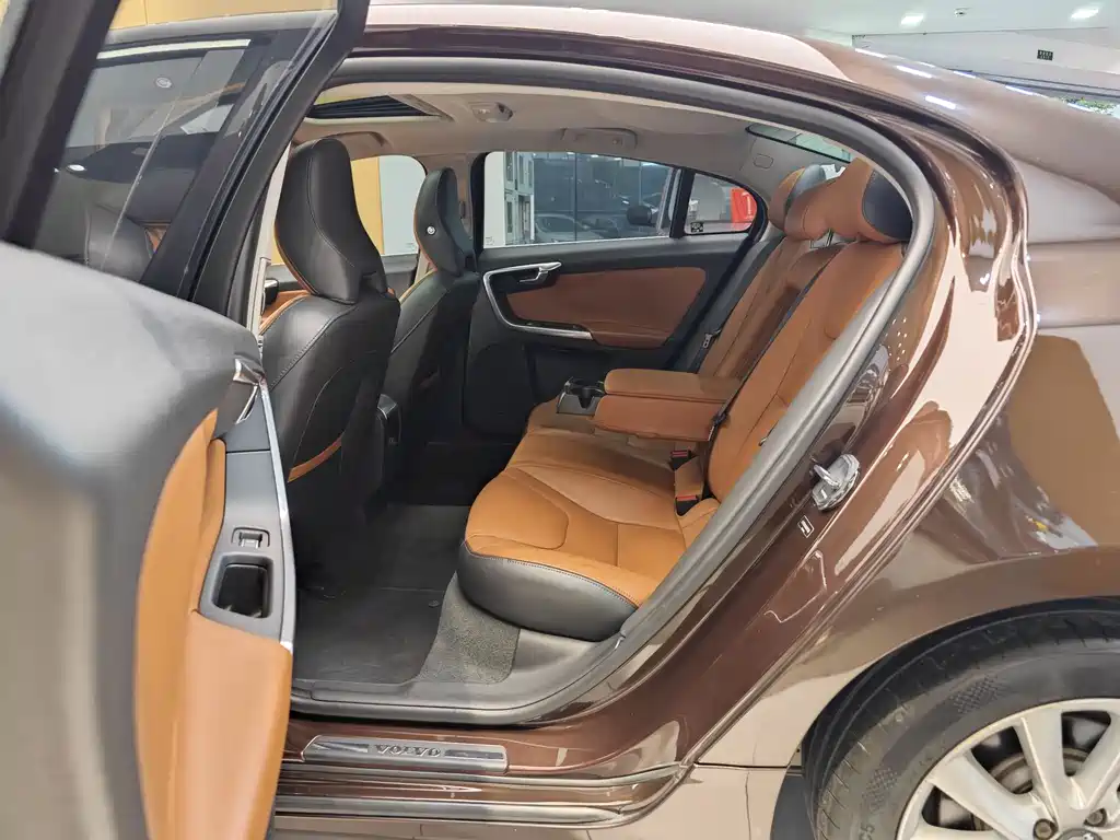 Volvo Volvo S60L 2018 model T4 Zhiyuan Edition 2018 - thumbnail 21