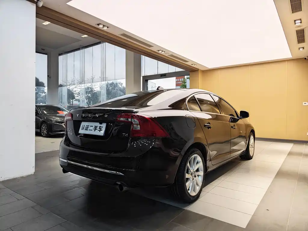 Volvo Volvo S60L 2018 model T4 Zhiyuan Edition 2018 - thumbnail 28