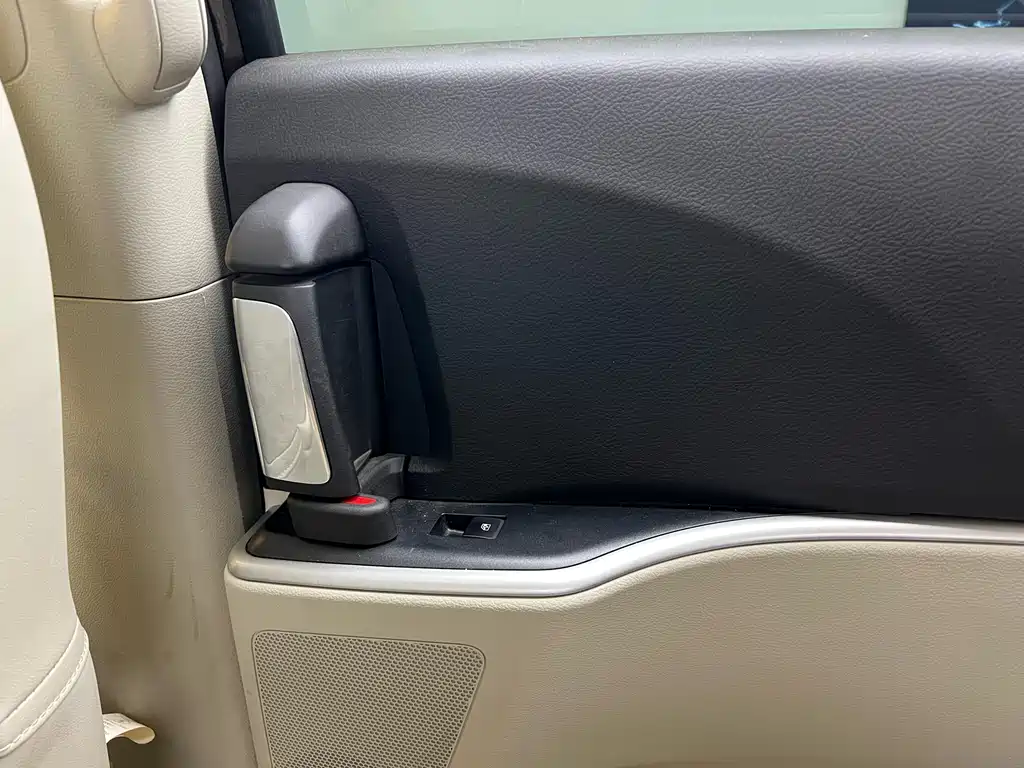 Buick Buick GL8 2022 Land Business Class 652T Luxury 2022 - thumbnail 24