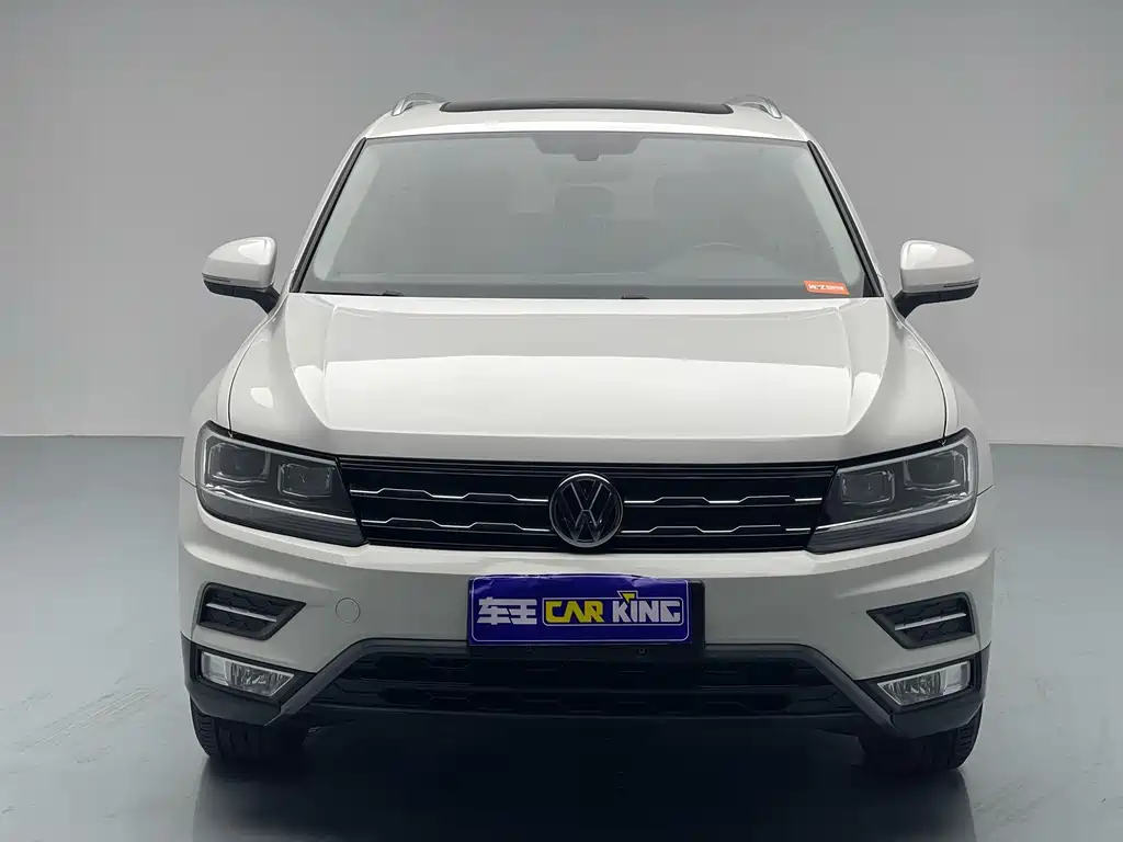Volkswagen Tiguan L 2018 Facelift 330TSI Automatic FWD Luxury Edition 2019 - thumbnail 2