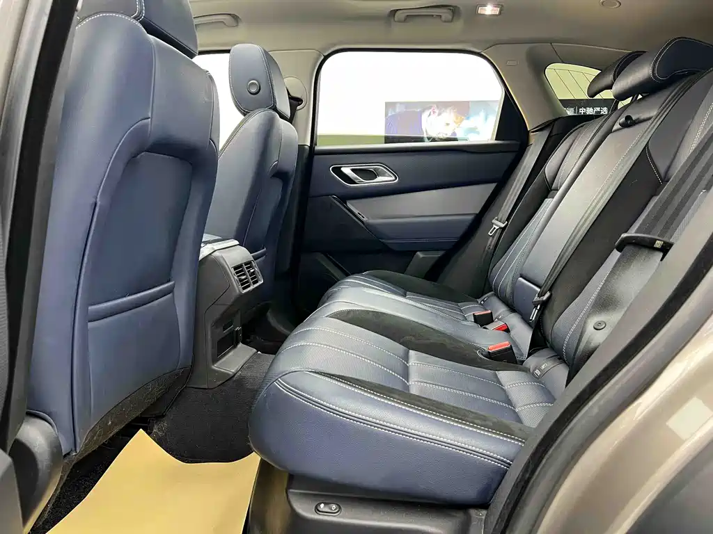 Land Rover Range Rover Velar 2022 250PS 2023 - thumbnail 7