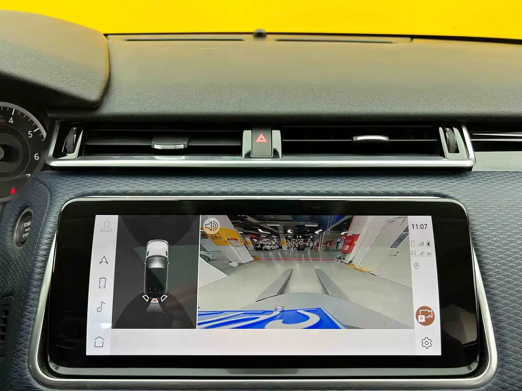 Land Rover Range Rover Velar 2022 250PS 2023 - thumbnail 25
