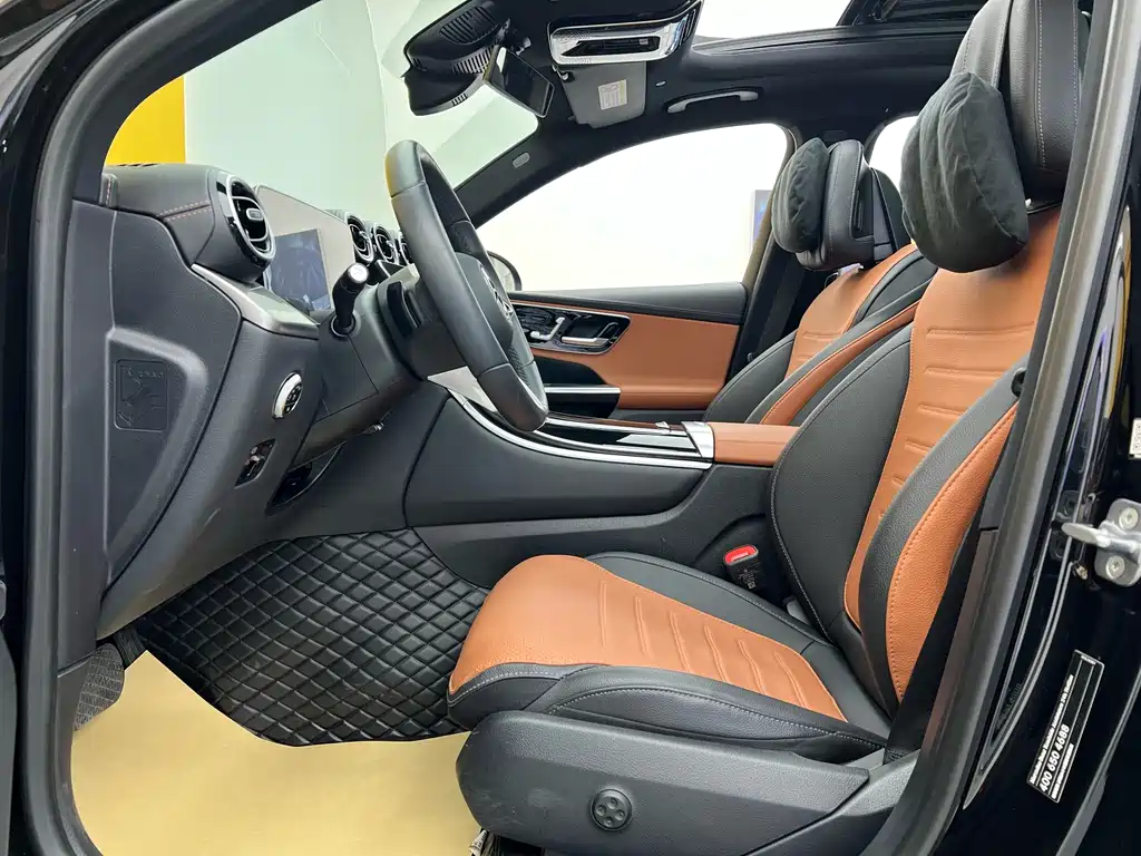 Mercedes-Benz Mercedes-Benz GLC 260 L 4MATIC Dynamic 7-Seater 2023 - thumbnail 6
