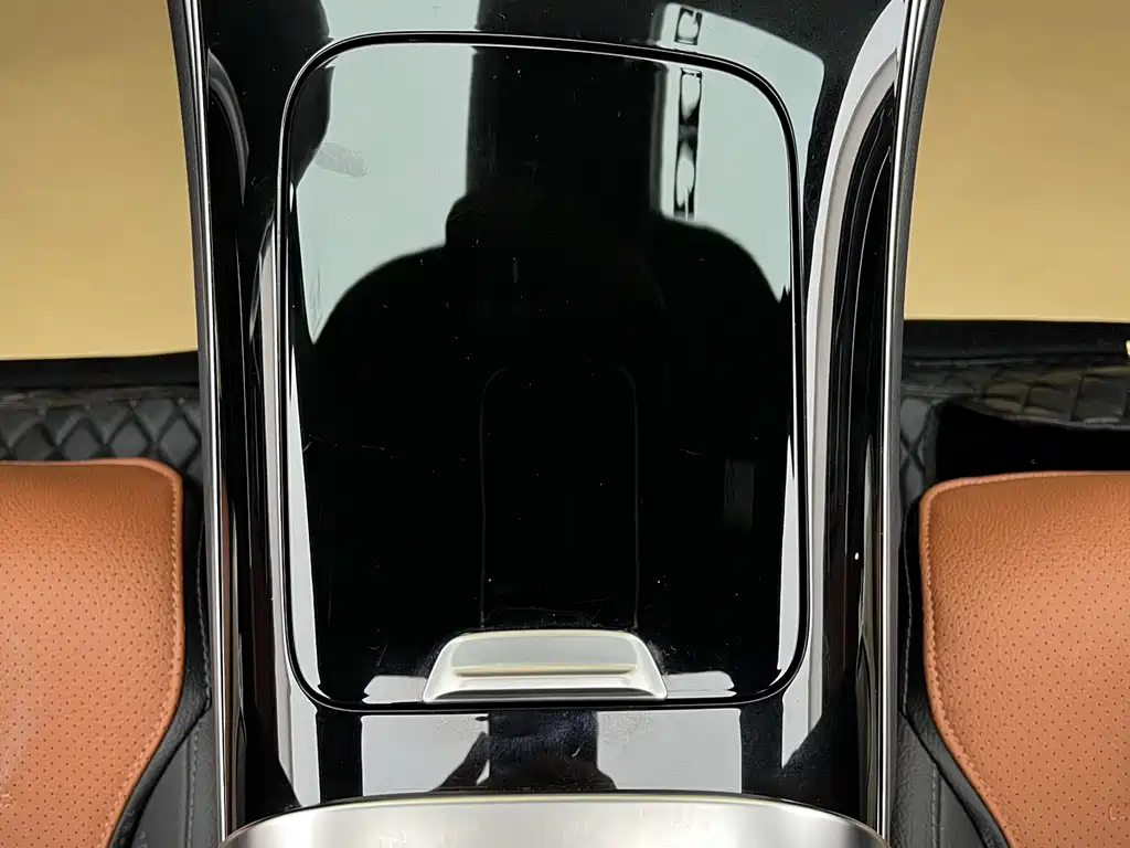 Mercedes-Benz Mercedes-Benz GLC 260 L 4MATIC Dynamic 7-Seater 2023 - thumbnail 12