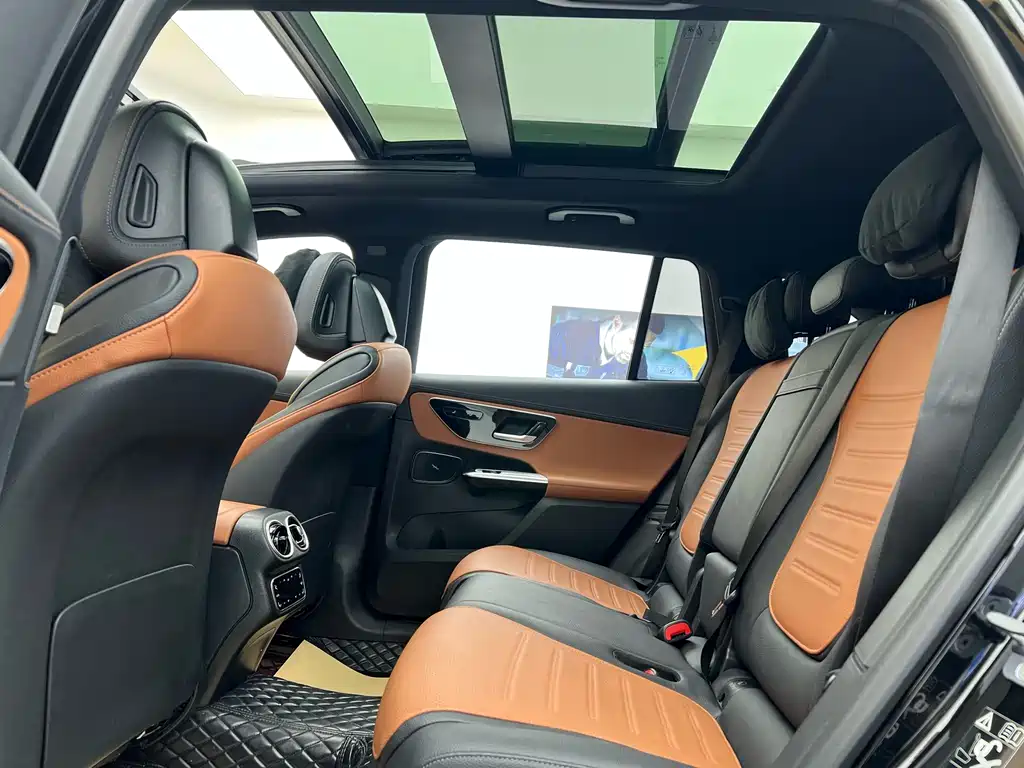 Mercedes-Benz Mercedes-Benz GLC 260 L 4MATIC Dynamic 7-Seater 2023 - thumbnail 24