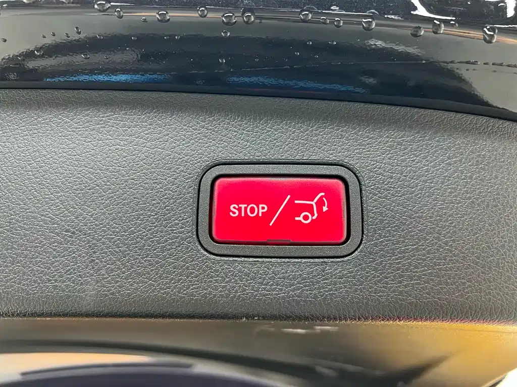 Mercedes-Benz Mercedes-Benz GLC 260 L 4MATIC Dynamic 7-Seater 2023 - thumbnail 28