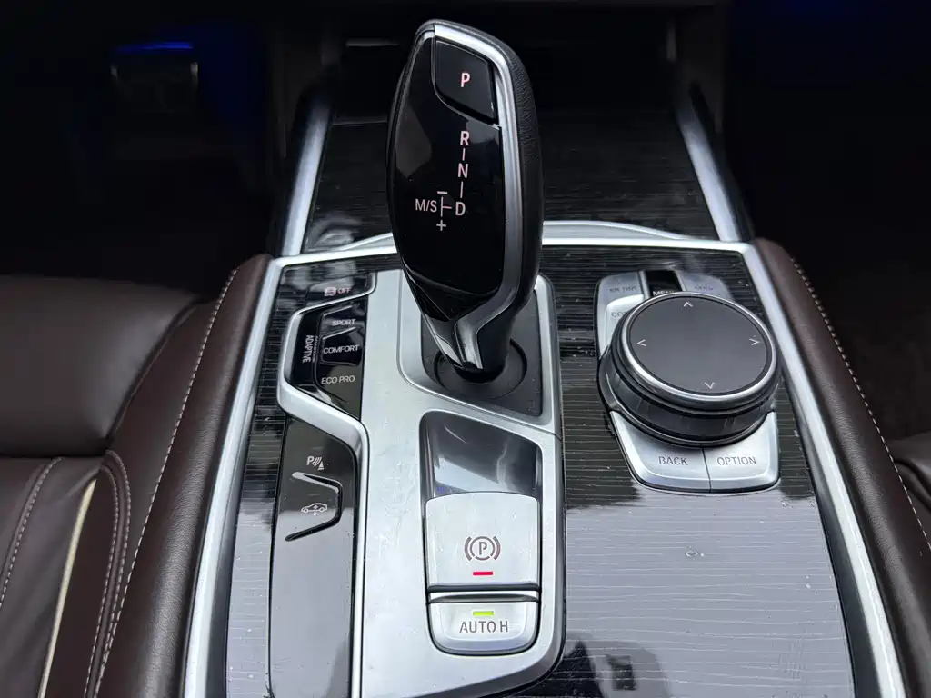 BMW BMW 7 Series 2019 Facelift 730Li M Sport Package 2020 - thumbnail 11