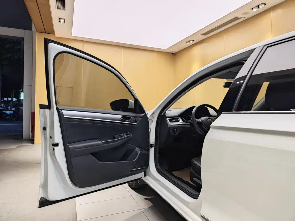 Volkswagen Volkswagen Bora 2018 1.5L Automatic Comfort 2018 - thumbnail 7