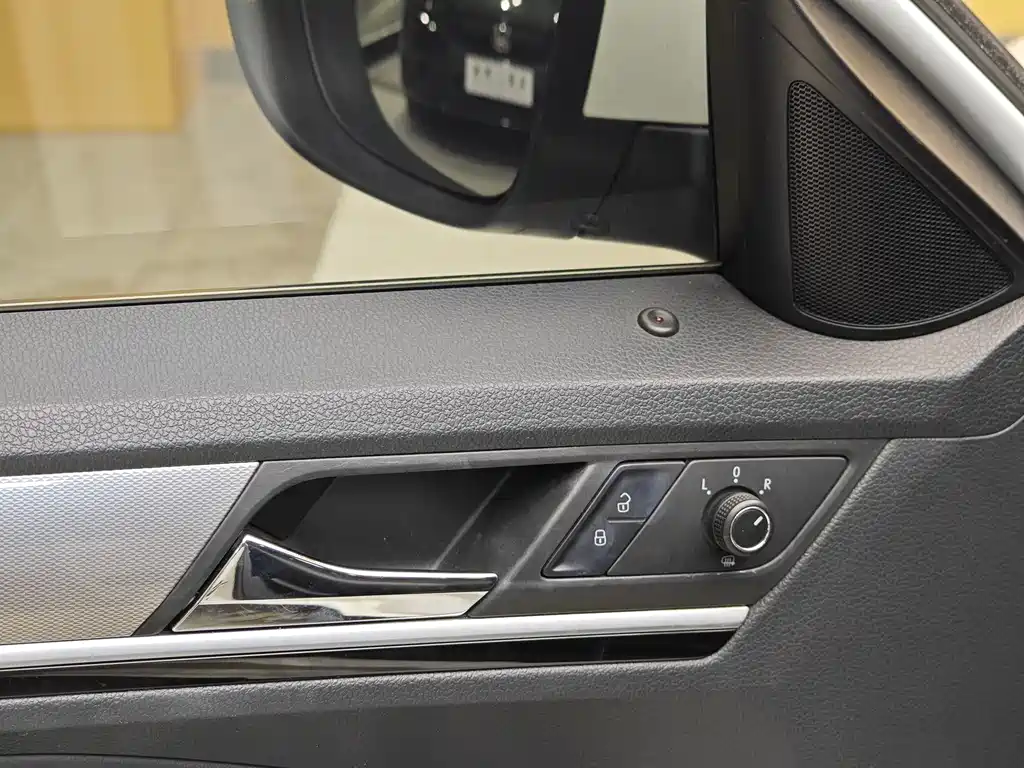 Volkswagen Volkswagen Bora 2018 1.5L Automatic Comfort 2018 - thumbnail 8