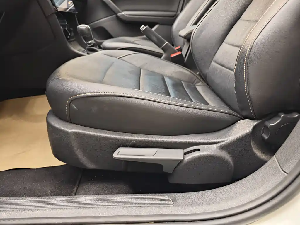 Volkswagen Volkswagen Bora 2018 1.5L Automatic Comfort 2018 - thumbnail 10