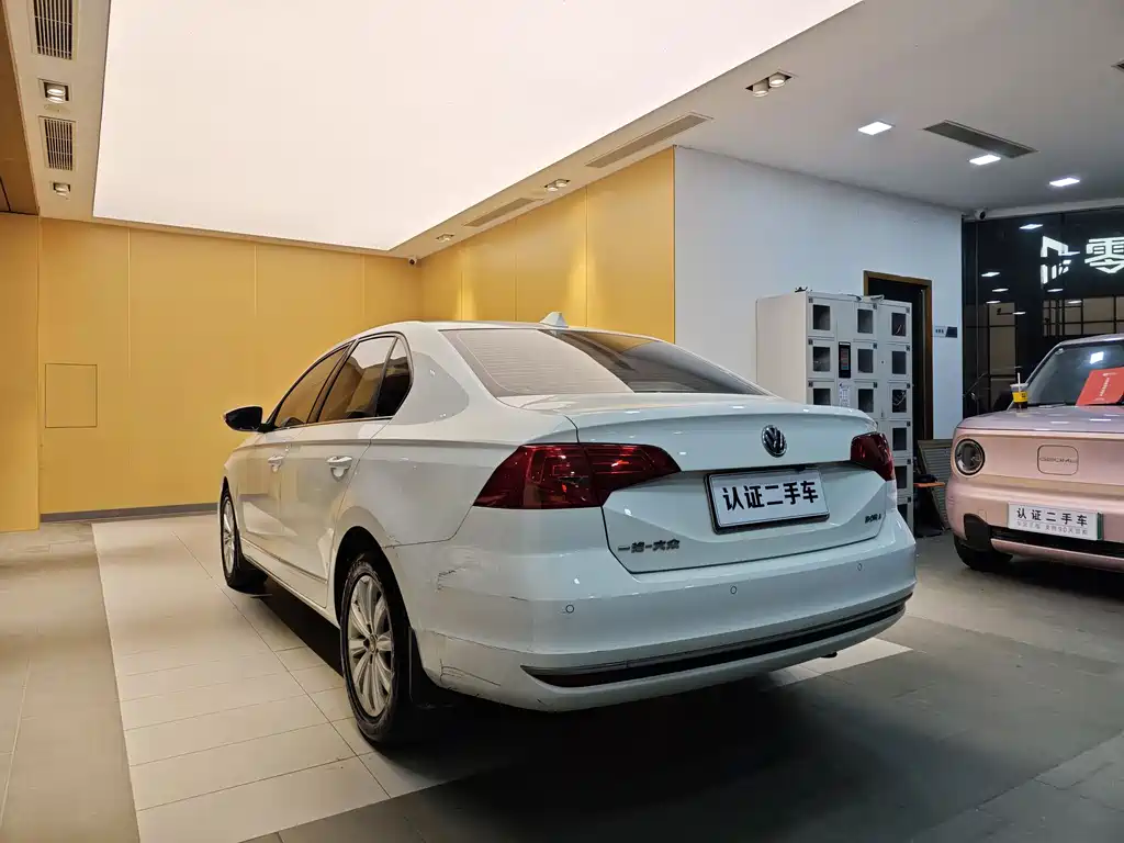 Volkswagen Volkswagen Bora 2018 1.5L Automatic Comfort 2018 - thumbnail 24