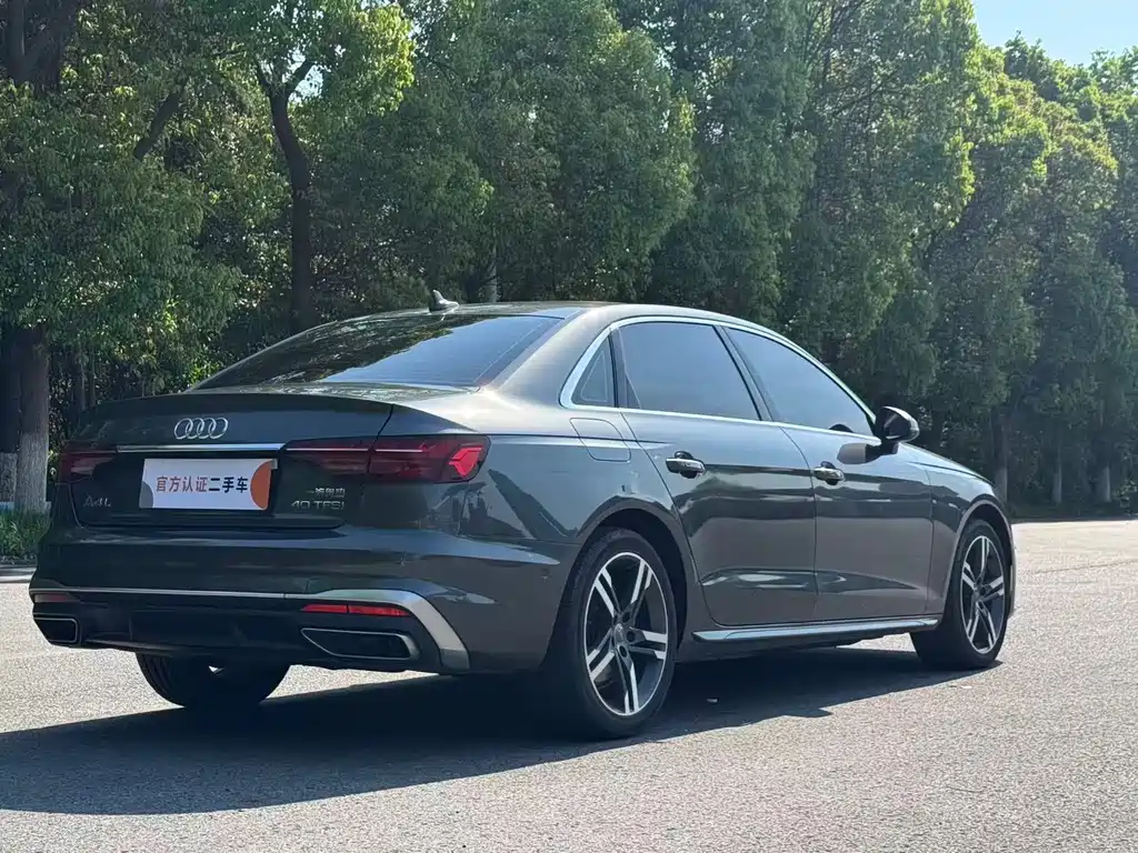 Audi Audi A4L 2020 40 TFSI Luxury Dynamic Edition 2021 - thumbnail 4