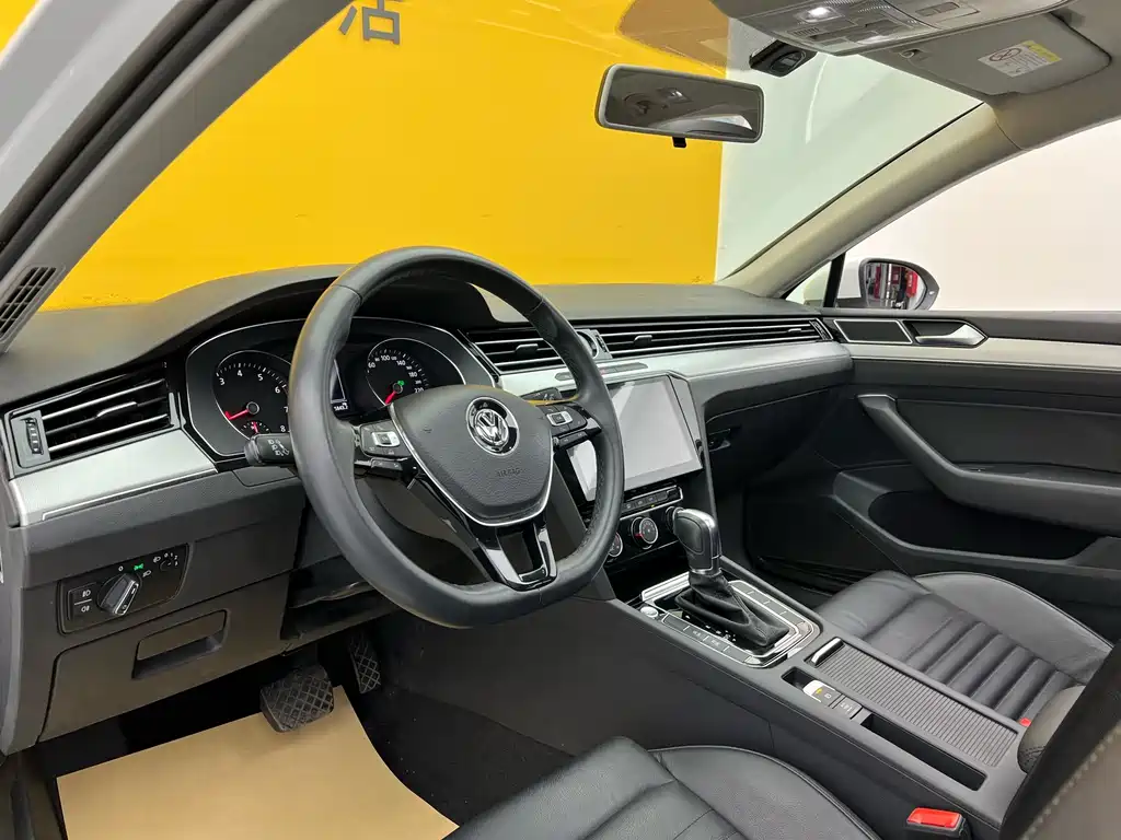 Volkswagen Volkswagen Magotan 2017 330TSI DSG Leading Edition 2016 - thumbnail 5