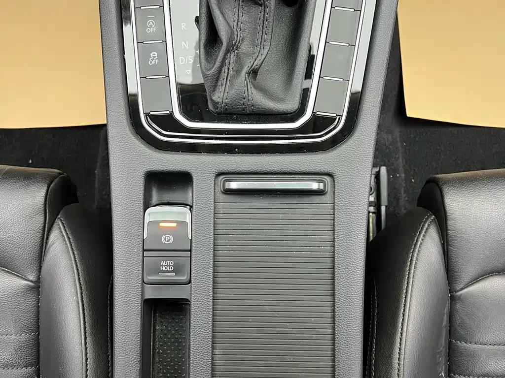 Volkswagen Volkswagen Magotan 2017 330TSI DSG Leading Edition 2016 - thumbnail 13
