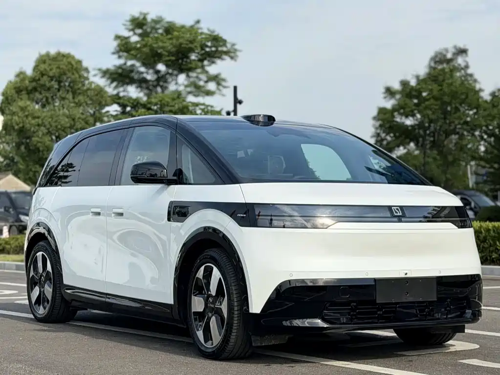Zeekr Zeekr MIX 2025 Intelligent Driving Edition 2025 - thumbnail 3