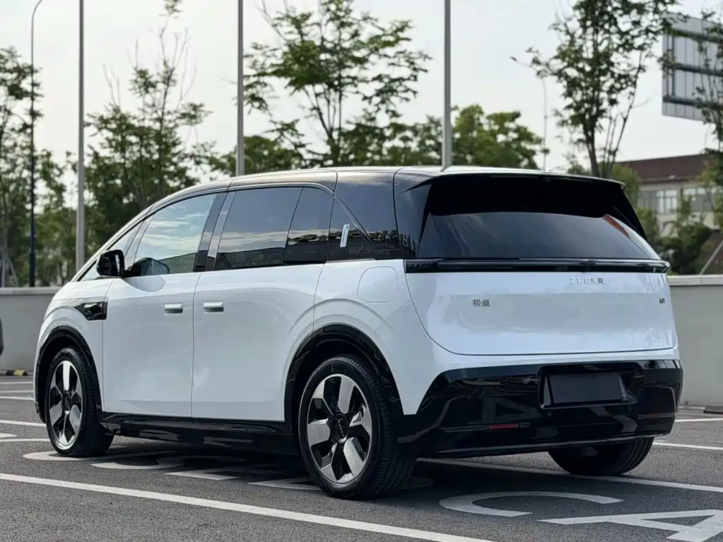 Zeekr Zeekr MIX 2025 Intelligent Driving Edition 2025 - thumbnail 5