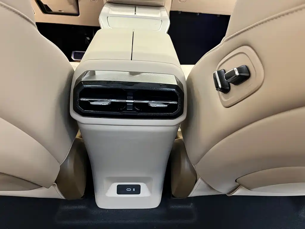 GAC Hyper Hyper HT 2024 825 Gull-wing LiDAR Edition 2025 - thumbnail 15
