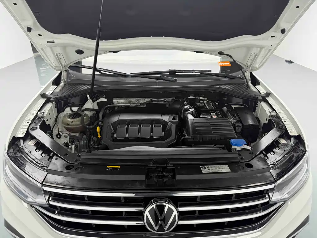 Volkswagen Tiguan L 2022 330TSI Automatic FWD Smart Edition 2022 - thumbnail 16
