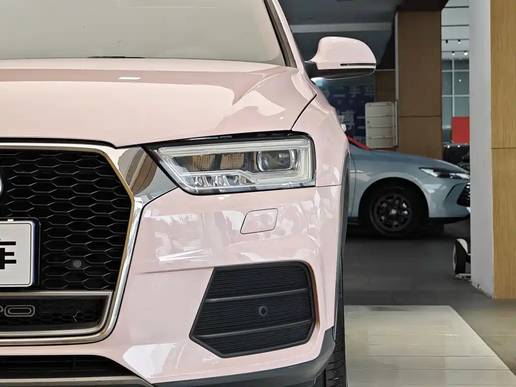 Audi Audi Q3 2018 30th Anniversary Edition 30 TFSI Fashion 2019 - thumbnail 2