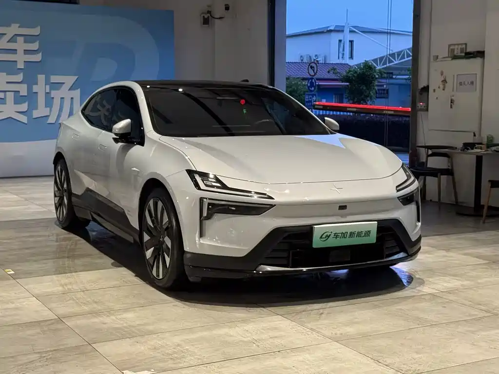 Polestar Polestar 4 Single Motor Standard Range PLUS Dual Star Edition 2024 - thumbnail 3