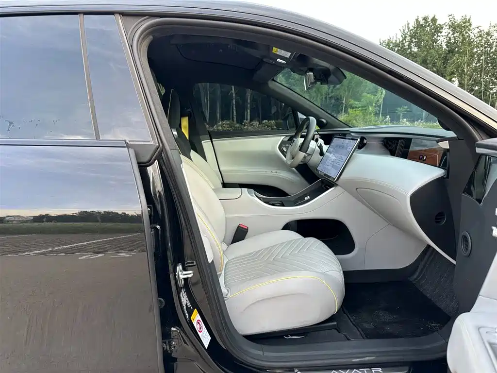 Avatr Avatr 11 2023 HarmonyOS 90kWh Luxury Edition 2023 - thumbnail 14